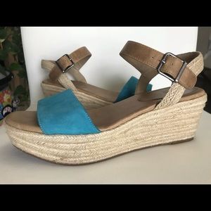 Eileen Fisher Flatform Suede Leather Blue Sandal